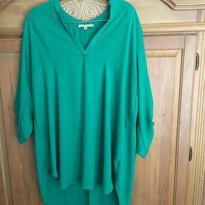 Gibson Latimer Emerald Green Women's Top